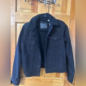 Levi’s small jean jacket with fuzzy inside